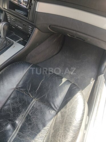 BMW 528 1998, 409,100 km - 2.8 l - Sumqayıt
