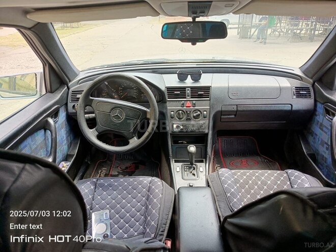 Mercedes C 180 1997, 228,000 km - 1.8 l - Bakı