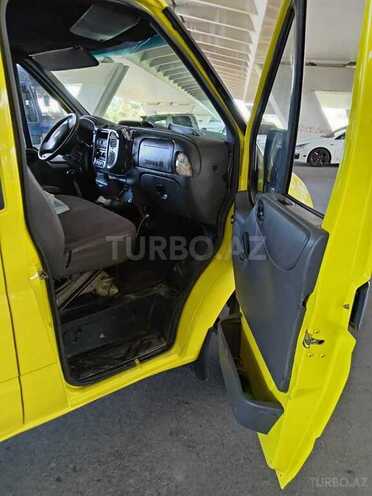 Ford Transit 2002, 450,000 km - 2.4 l - Bakı