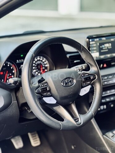 Hyundai Veloster 2019, 30,000 km - 2.0 l - Bakı