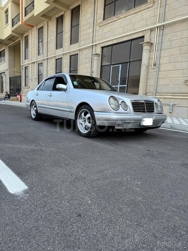 Mercedes E 280 1996, 288,000 km - 2.8 l - Sumqayıt