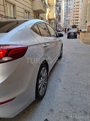 Hyundai Elantra 2018, 35,142 km - 1.6 l - Bakı