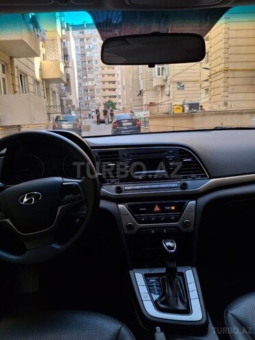 Hyundai Elantra 2018, 35,142 km - 1.6 l - Bakı