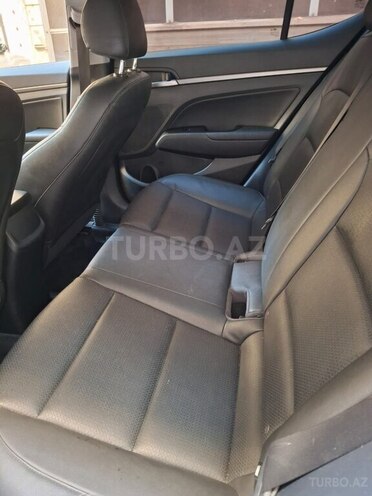 Hyundai Elantra 2018, 35,142 km - 1.6 l - Bakı