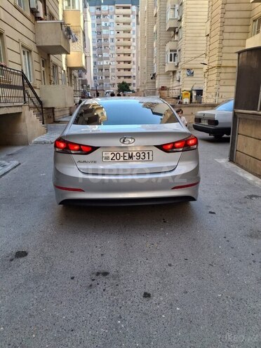 Hyundai Elantra 2018, 35,142 km - 1.6 l - Bakı