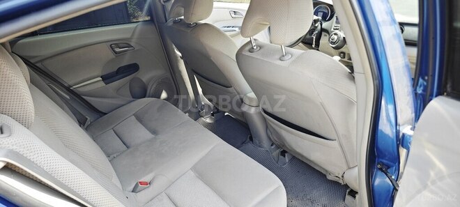 Honda Insight 2011, 375,000 km - 1.3 l - Bakı