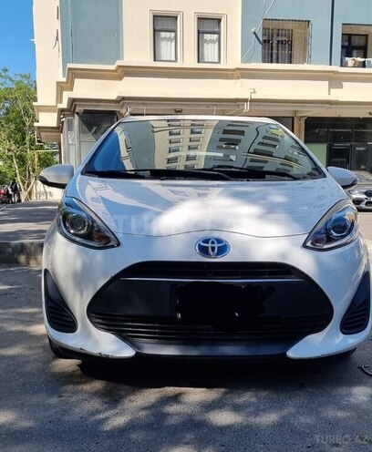Toyota Aqua 2017, 175,000 km - 1.5 l - Bakı