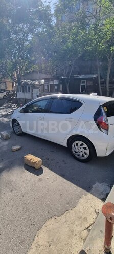 Toyota Aqua 2017, 175,000 km - 1.5 l - Bakı