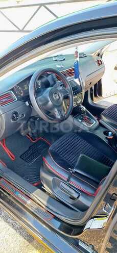 Volkswagen Jetta-17