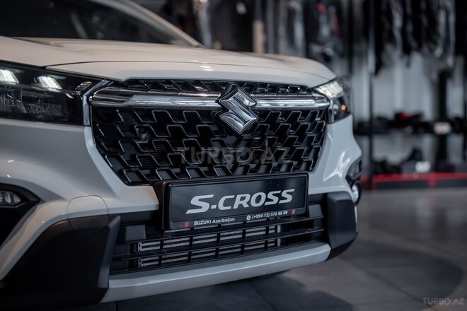 Suzuki S-Cross-4