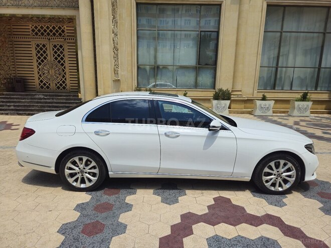 Mercedes E 220 d 4MATIC 2017, 78,000 km - 2.0 л - Bakı