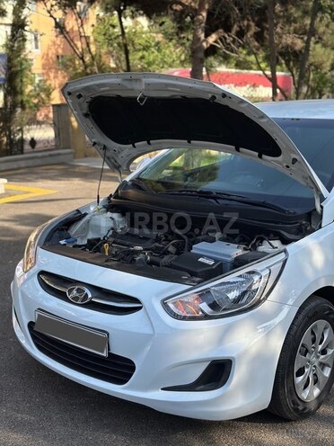 Hyundai Accent 2015, 150,000 km - 1.4 л - Bakı