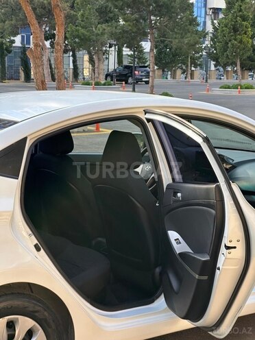 Hyundai Accent 2015, 150,000 km - 1.4 л - Bakı