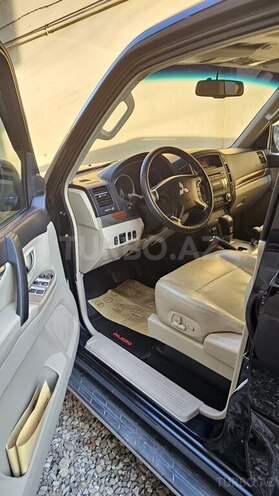 Mitsubishi Pajero 2008, 188,000 km - 3.0 л - Bakı