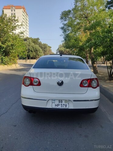 Volkswagen Passat 2010, 255,000 km - 2.0 l - Bakı