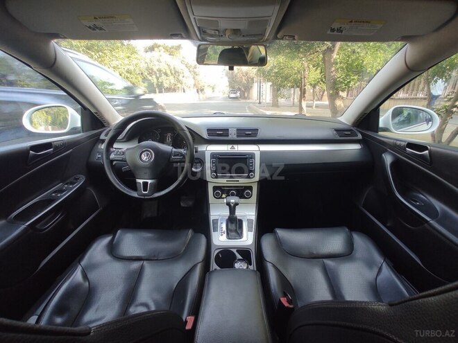 Volkswagen Passat 2010, 255,000 km - 2.0 l - Bakı