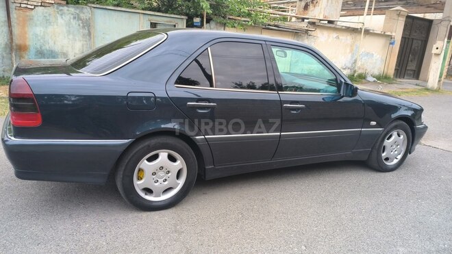 Mercedes C 240 2000, 340,000 km - 2.4 l - Göyçay