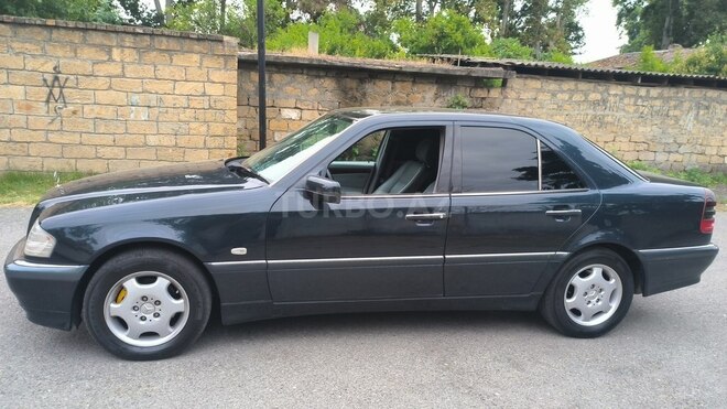 Mercedes C 240 2000, 340,000 km - 2.4 l - Göyçay