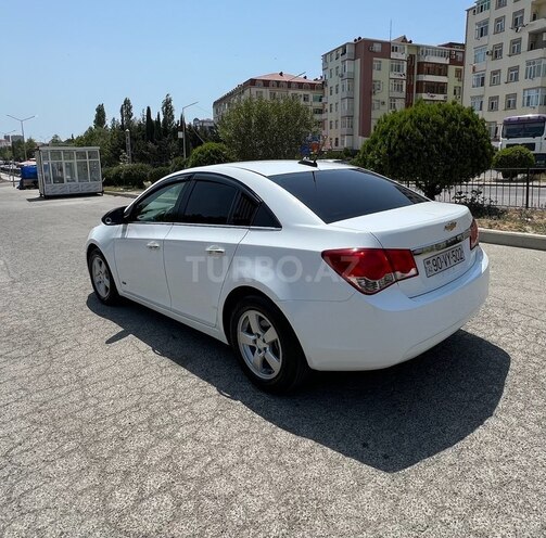 Chevrolet Cruze-4