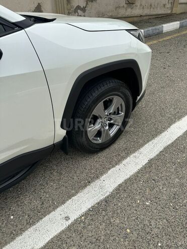 Toyota RAV4 2022, 55,000 km - 2.5 л - Bakı