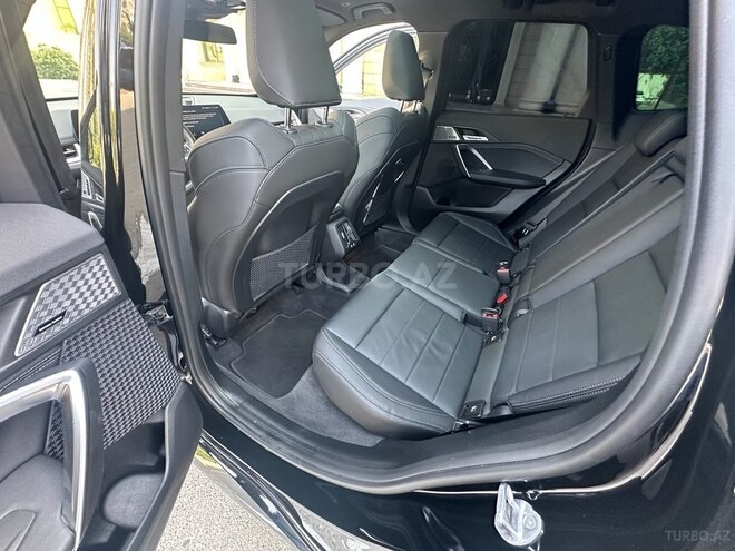 BMW X1-9