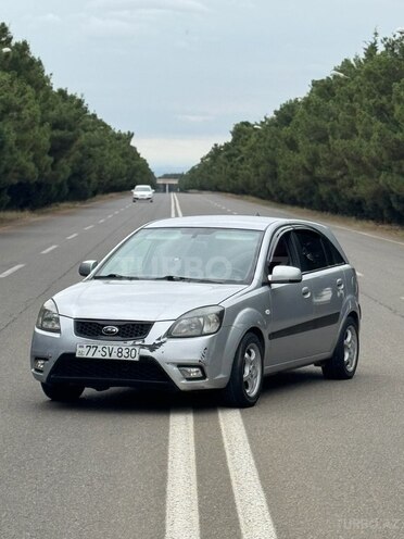 Kia Rio 2006, 240,332 km - 1.4 l - Gəncə