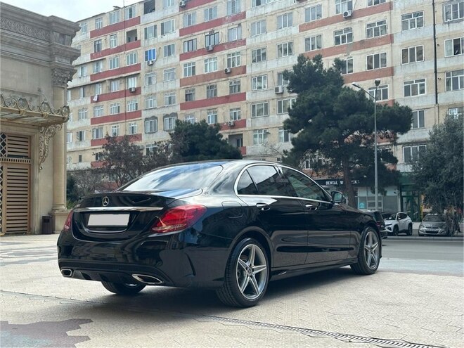 Mercedes C 300 4MATIC 2018, 90,000 km - 2.0 l - Bakı