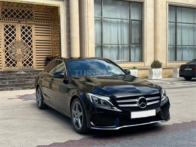Mercedes C 300 4MATIC 2018, 90,000 km - 2.0 l - Bakı