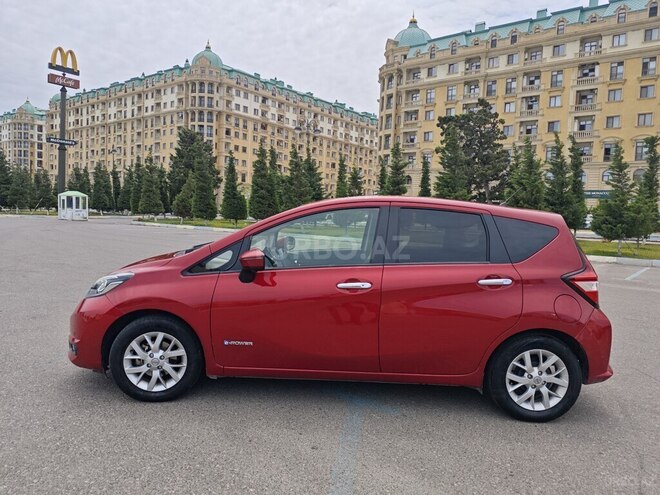 Nissan Note-4