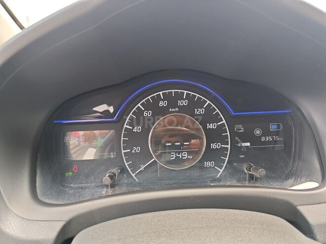 Nissan Note-9