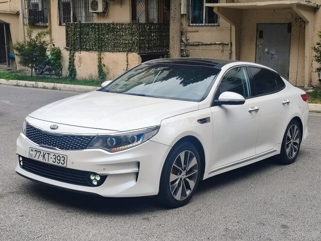 Kia K5-3