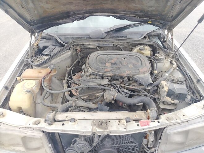 Mercedes 190 1991, 234,681 km - 2.0 л - Bakı