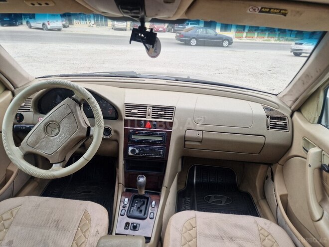 Mercedes C 230-5