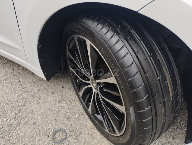 Hyundai Elantra 2018, 178,666 km - 2.0 l - Bakı