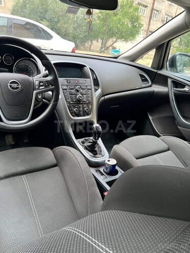 Opel Astra 2014, 185,000 km - 1.6 l - Sumqayıt