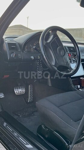 Mercedes C 220 d-5