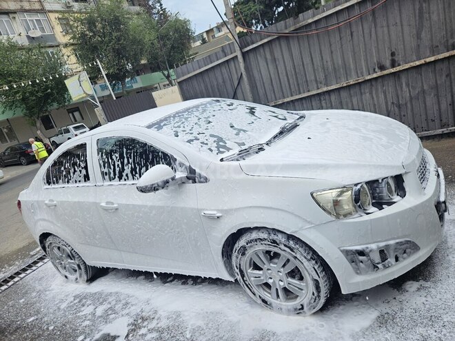Chevrolet Aveo-6