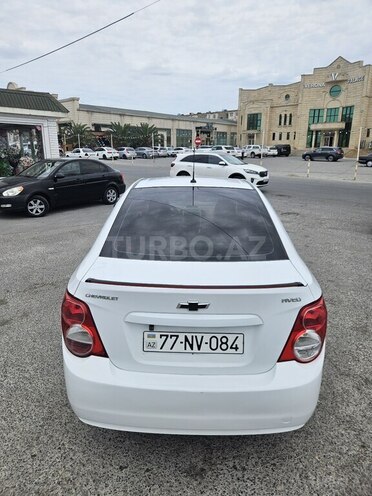 Chevrolet Aveo-5