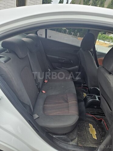 Chevrolet Aveo-15