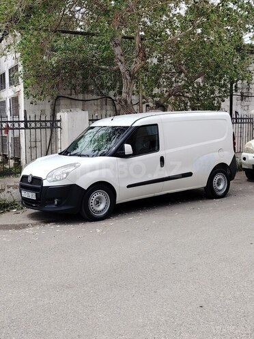 Fiat Doblo 2011, 230,000 km - 1.6 l - Bakı