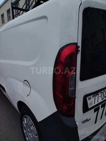 Fiat Doblo 2011, 230,000 km - 1.6 l - Bakı
