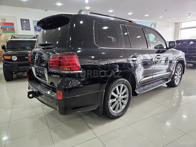 Lexus LX 570-2