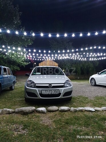 Opel Astra 2004, 223,044 km - 1.4 l - Qusar