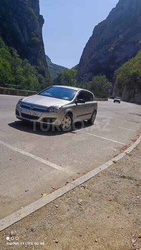 Opel Astra 2004, 223,044 km - 1.4 l - Qusar