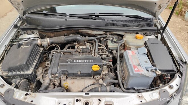 Opel Astra 2004, 223,044 km - 1.4 l - Qusar