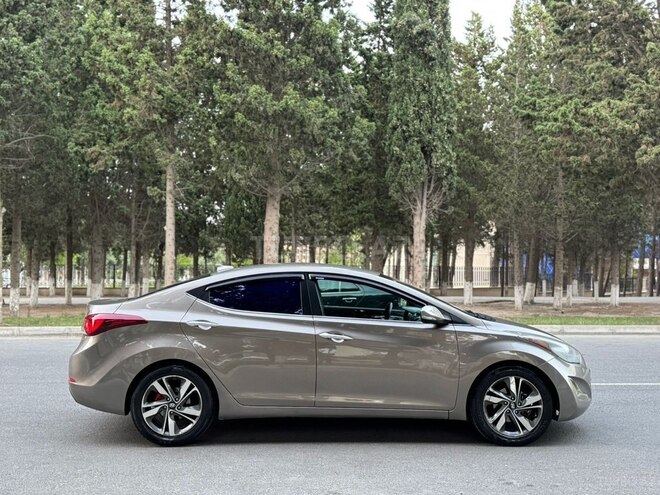 Hyundai Elantra 2014, 248,000 km - 1.8 l - Sumqayıt