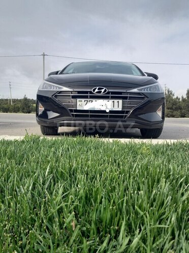 Hyundai Elantra 2019, 146,500 km - 2.0 л - Babək