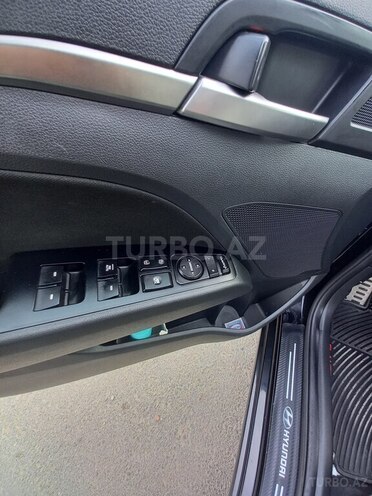 Hyundai Elantra 2019, 146,500 km - 2.0 л - Babək