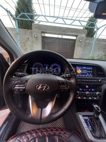 Hyundai Elantra 2019, 146,500 km - 2.0 л - Babək