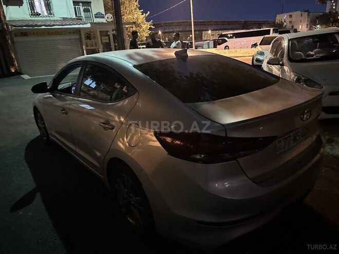 Hyundai Elantra 2018, 100,000 km - 2.0 l - Bakı